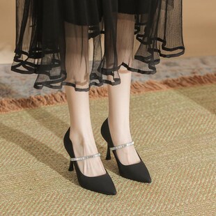 大码高跟鞋女细跟宽胖脚法式黑色气质百搭水钻职业上班单鞋不累脚