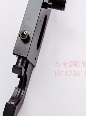 威亚机床换刀臂i加工中心BT40刀库机械臂扣刀交换臂中心距460MM