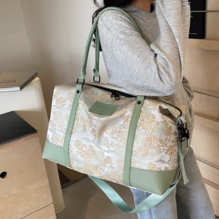 女士外出旅行包时尚国风高颜值斜挎行李包女大容量短途出差手提包
