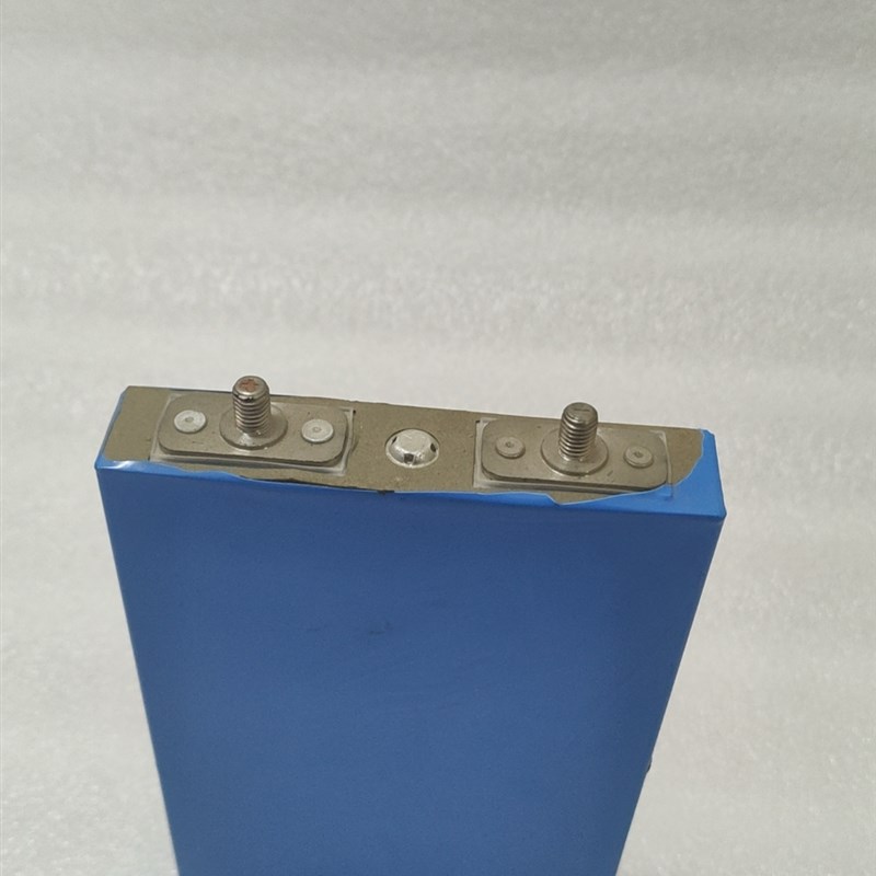 3.2V80AH/100AH磷酸铁锂铝壳电动车动力锂电池大容量电芯A品