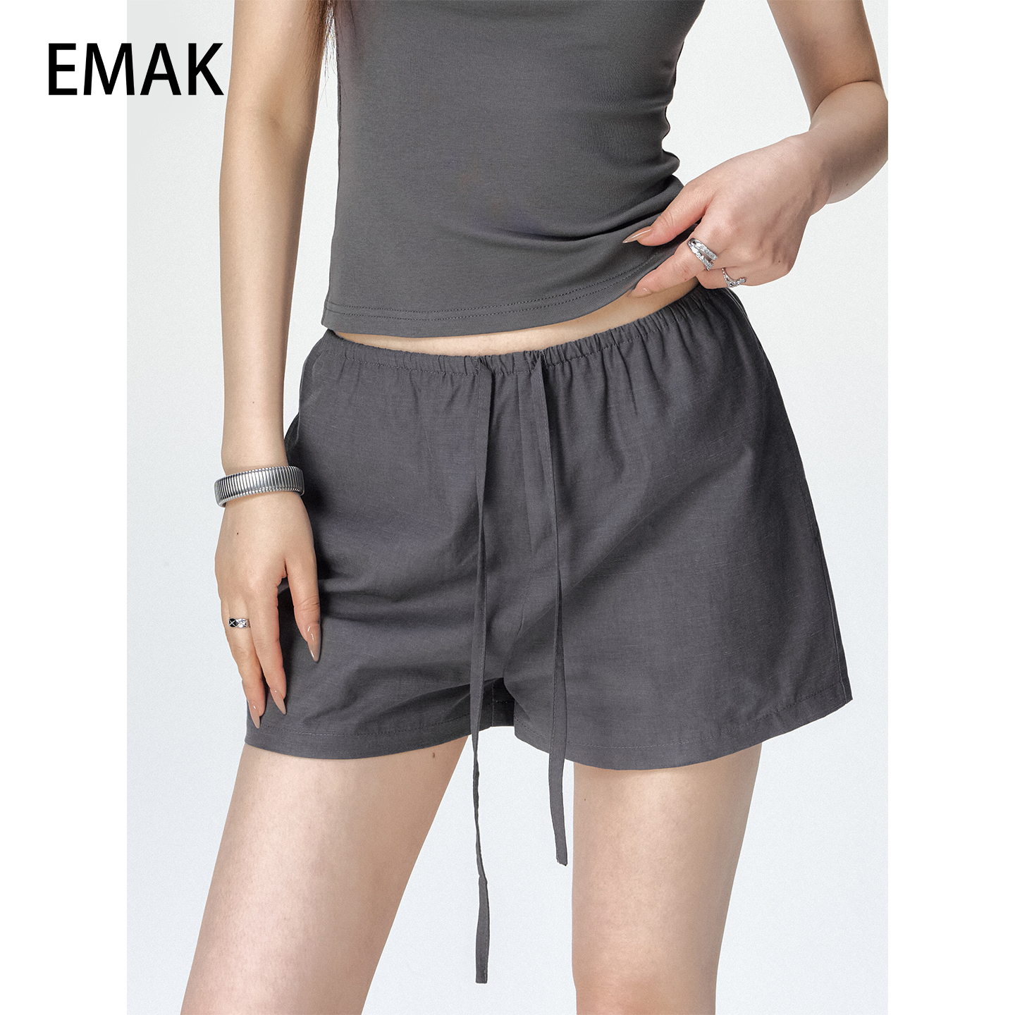 EMAK简约纯色基础高腰抽绳外穿短裤女春夏慵懒休闲运动短裤