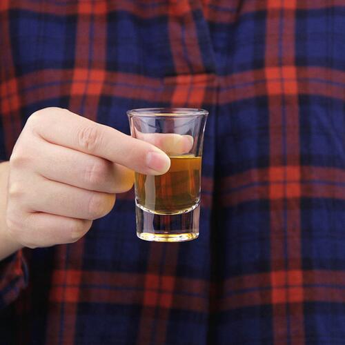 直销。一两25毫升20ml小酒杯白酒子弹杯迷你3钱五钱5钱杯子颜值一