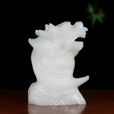 天然白玉鳌鱼摆件黄玉占鳌头龙头鱼鸱吻螭吻办公室家居风水装饰