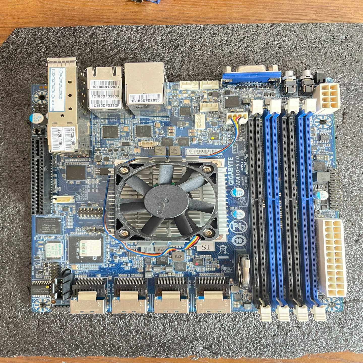 （议价）技嘉服务器Itx小板，ma10-st0正式版。内置c3958