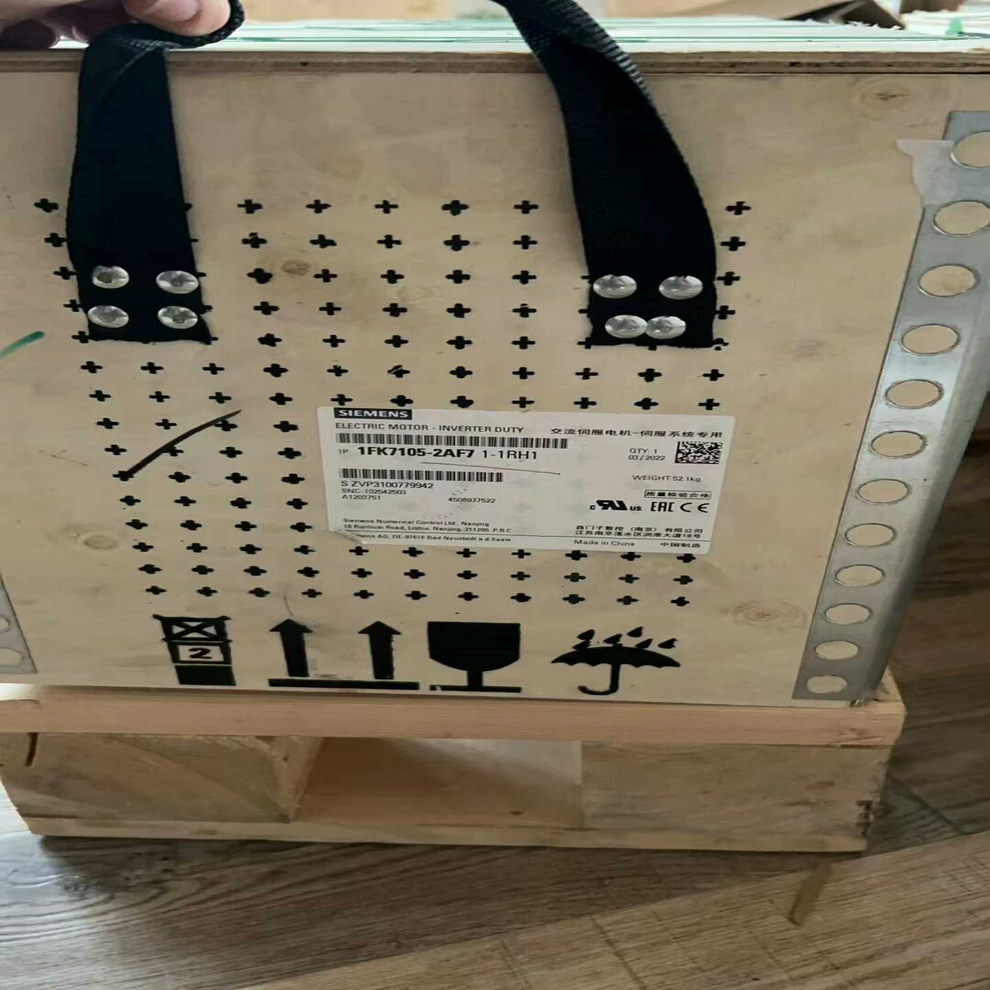 【议价】1FK7105-2AF71-1RH1保内，有适用