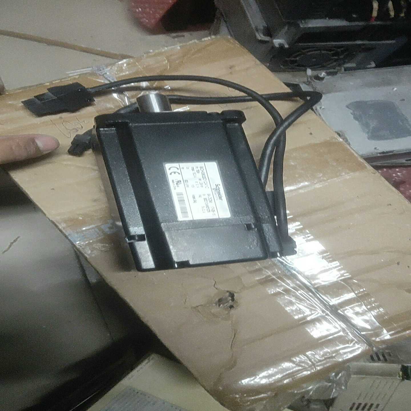 伺服电机750瓦BCH0802O12A1C功能正常，成色漂亮--议价商品