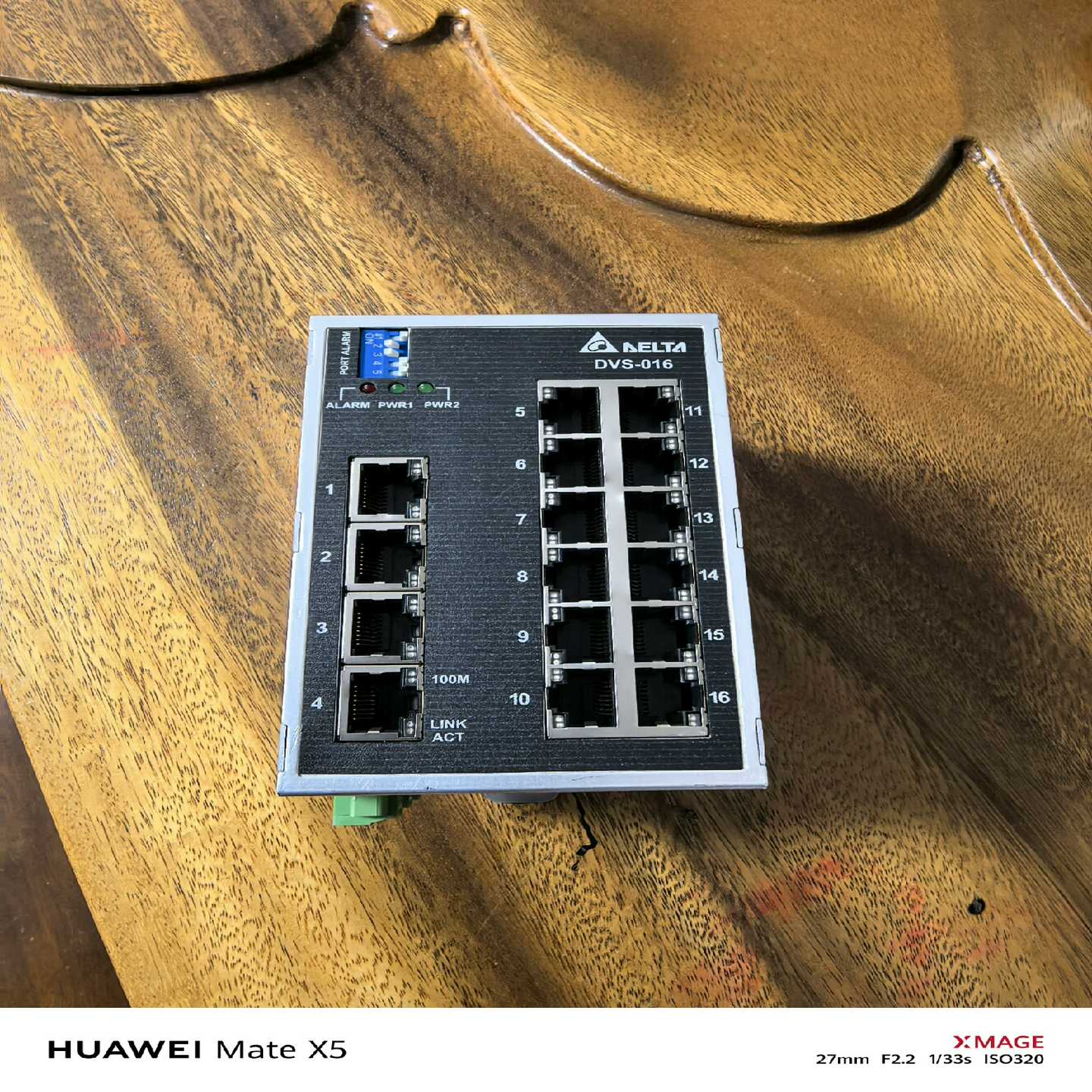 【议价】台达16口交换机DVS-016W01适用