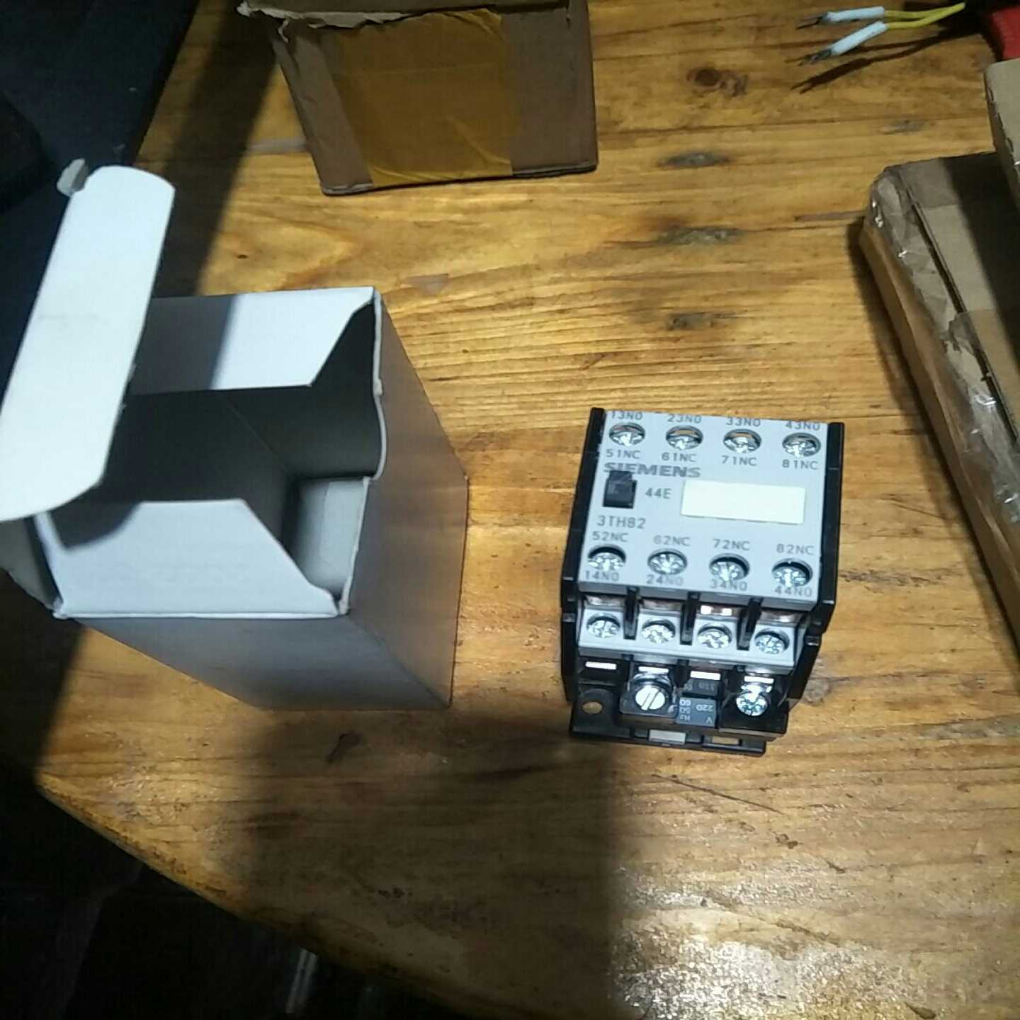 咨询-接触器式继器3TH8244-0XN2