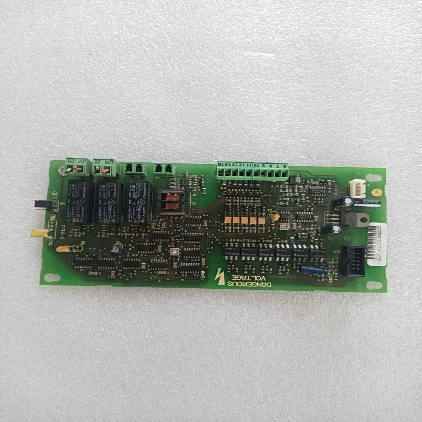 PC00041B板卡，成色如图，的联系询价