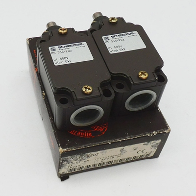 2xSchmersalMS335-20z1110130000Endschalter-unused-