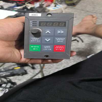 万新E100B-0.2S2-1B有5个询价