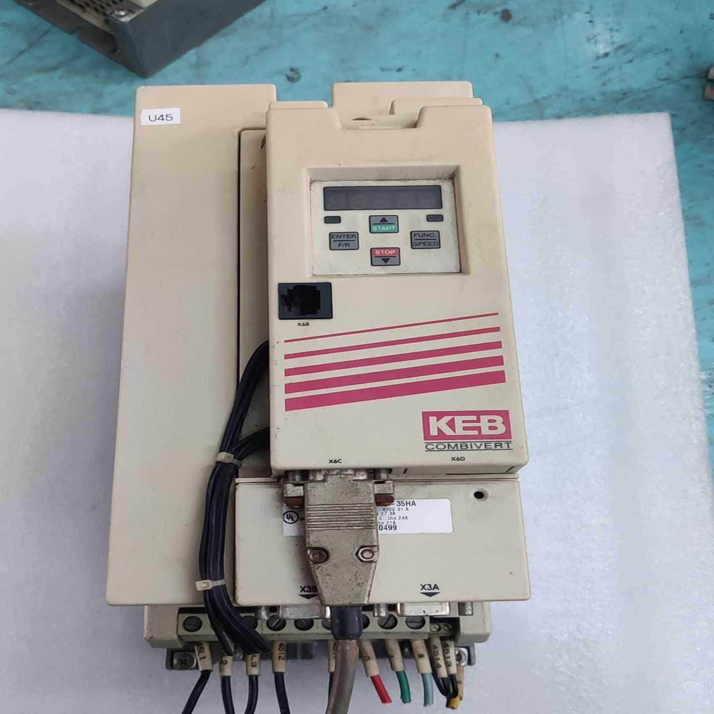 询价剪线科比伺服驱动器变频器15F5A1E-35HA1