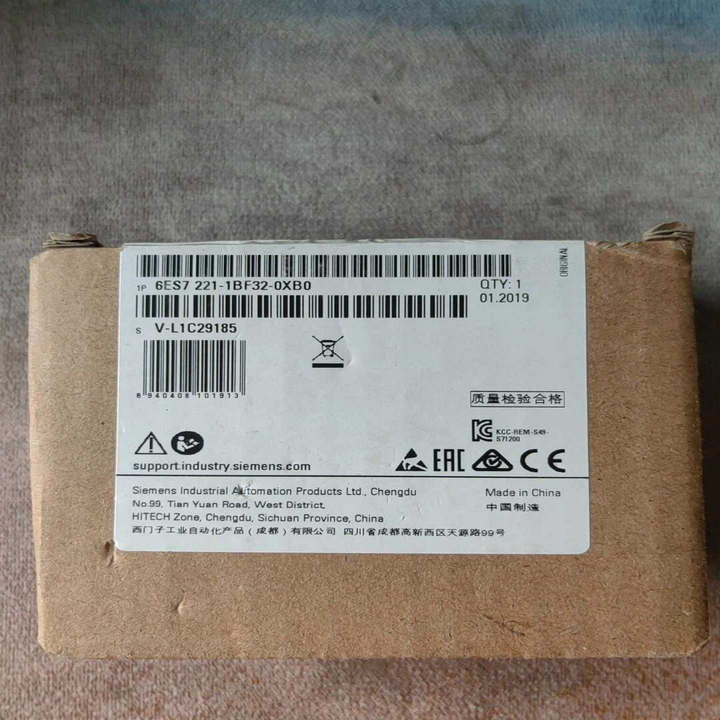 221-1BF32西门子模块,全新原标未开封,包装干净20