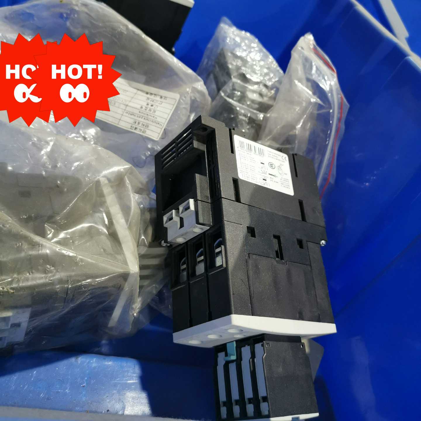 接触器3ZX1012-0RT03-1AA1询价 - 实物图