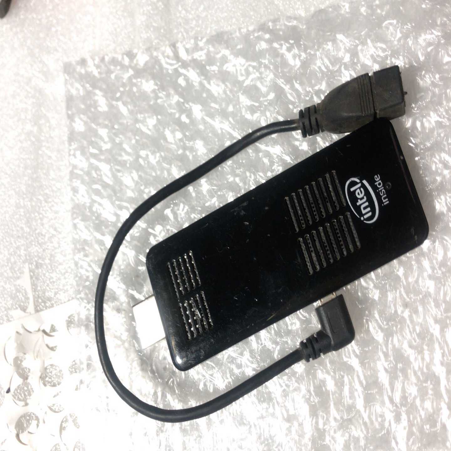 z3735f电脑棒主机,2G内存,32G固态硬盘一个32T--议价商品