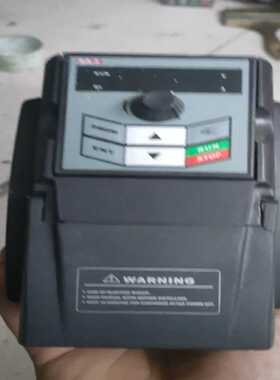 三晶ATV13-220V1.5KW变频器一台，成色可以，下端--议价商品