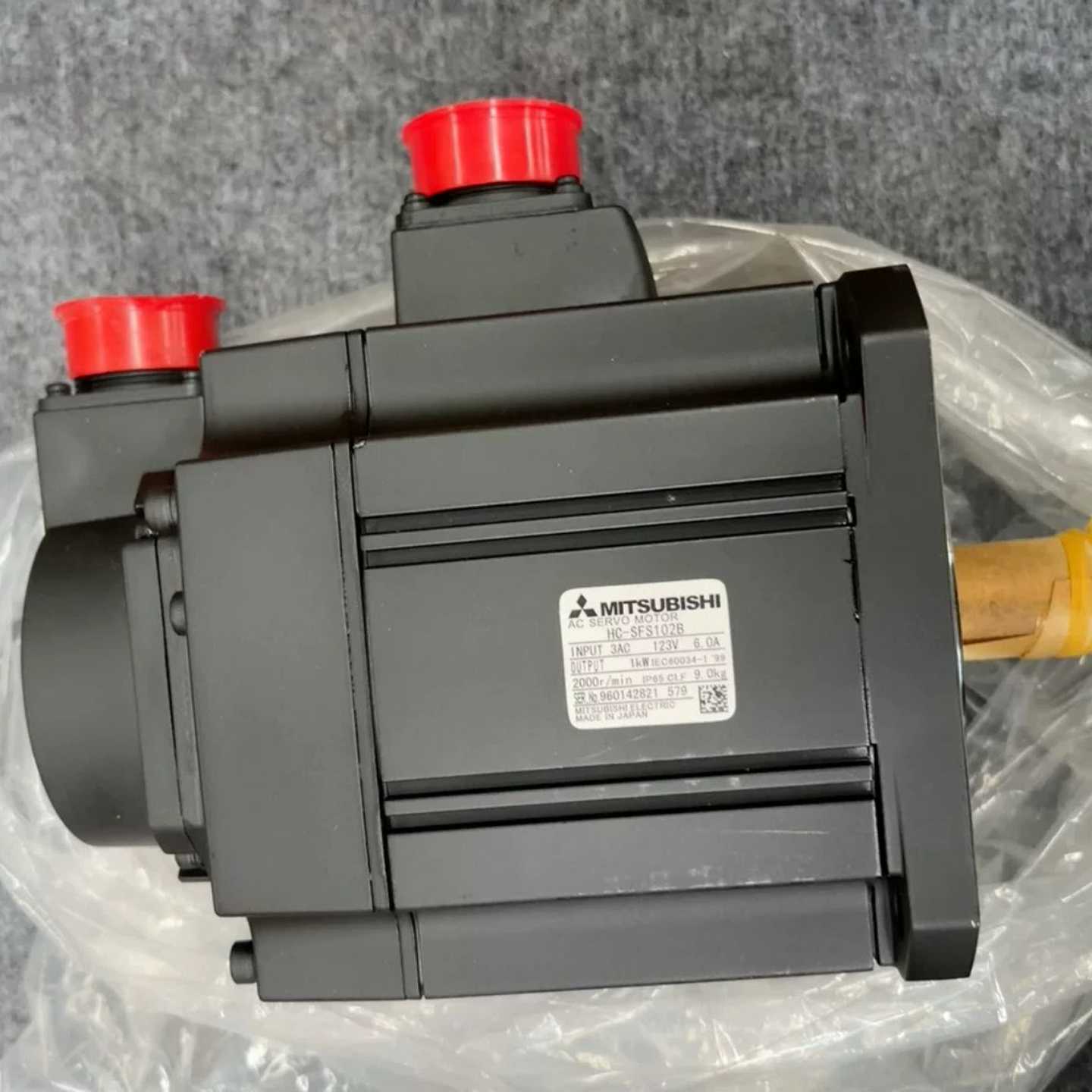 三菱伺服电机HC-SFS102B，IP65，转速2000，工--议价商品