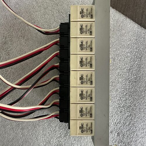 电磁阀10-VQ110L-5L~询价