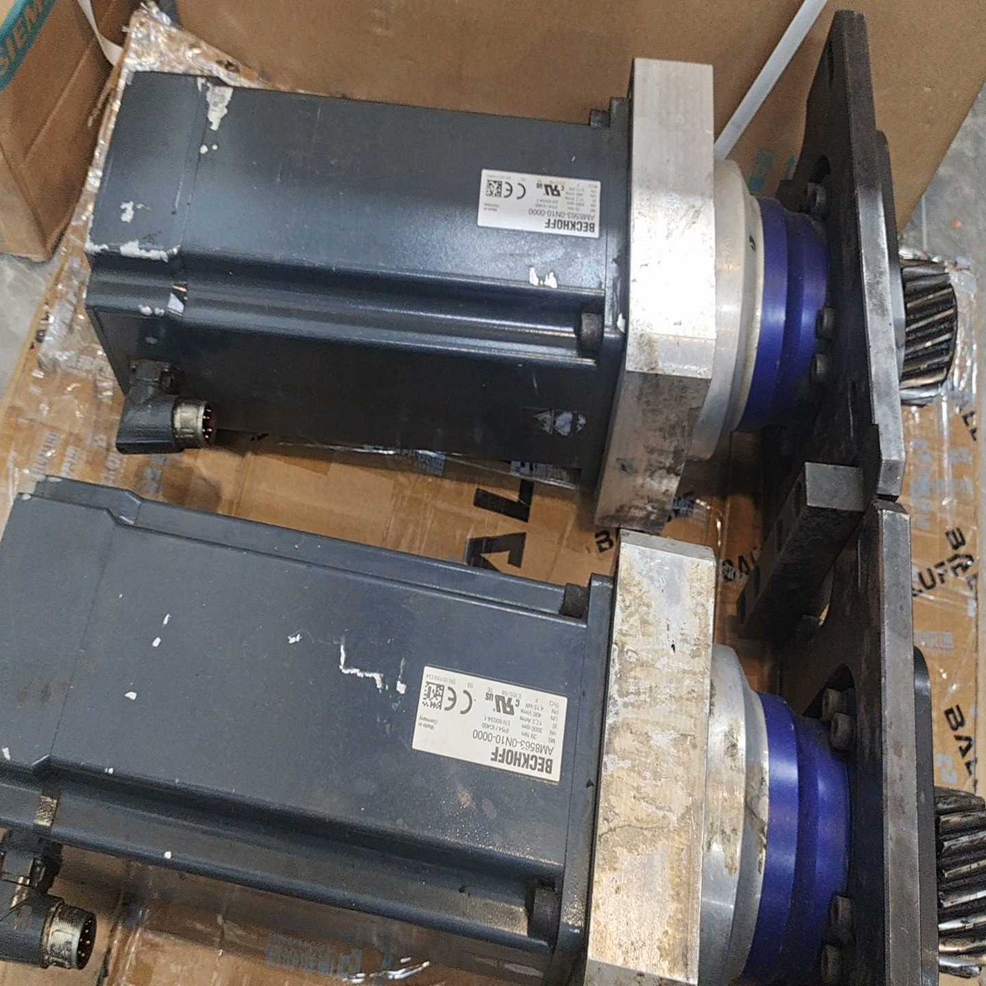 倍福伺服电机AM8563-0N10-0000，德国，询价