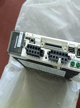 MADKT1505CA1松下驱动器全新原装无外盒子全新--议价商品