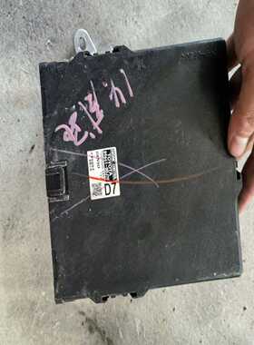丰田威驰发动机电脑板，原装拆车件，型号89661-0DJ70--议价商品