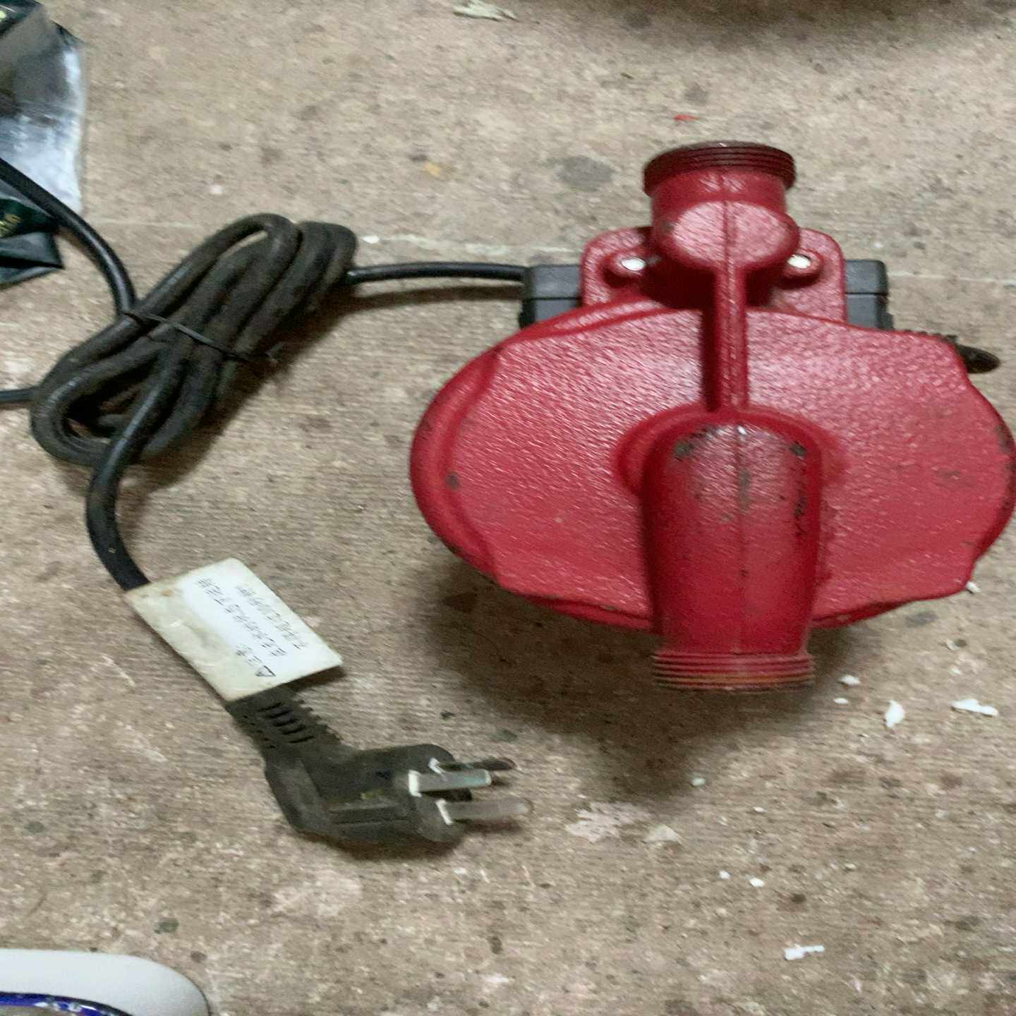 询价~格兰富upa90家用增压泵。小泵哦 测试瞭自动启停正常的