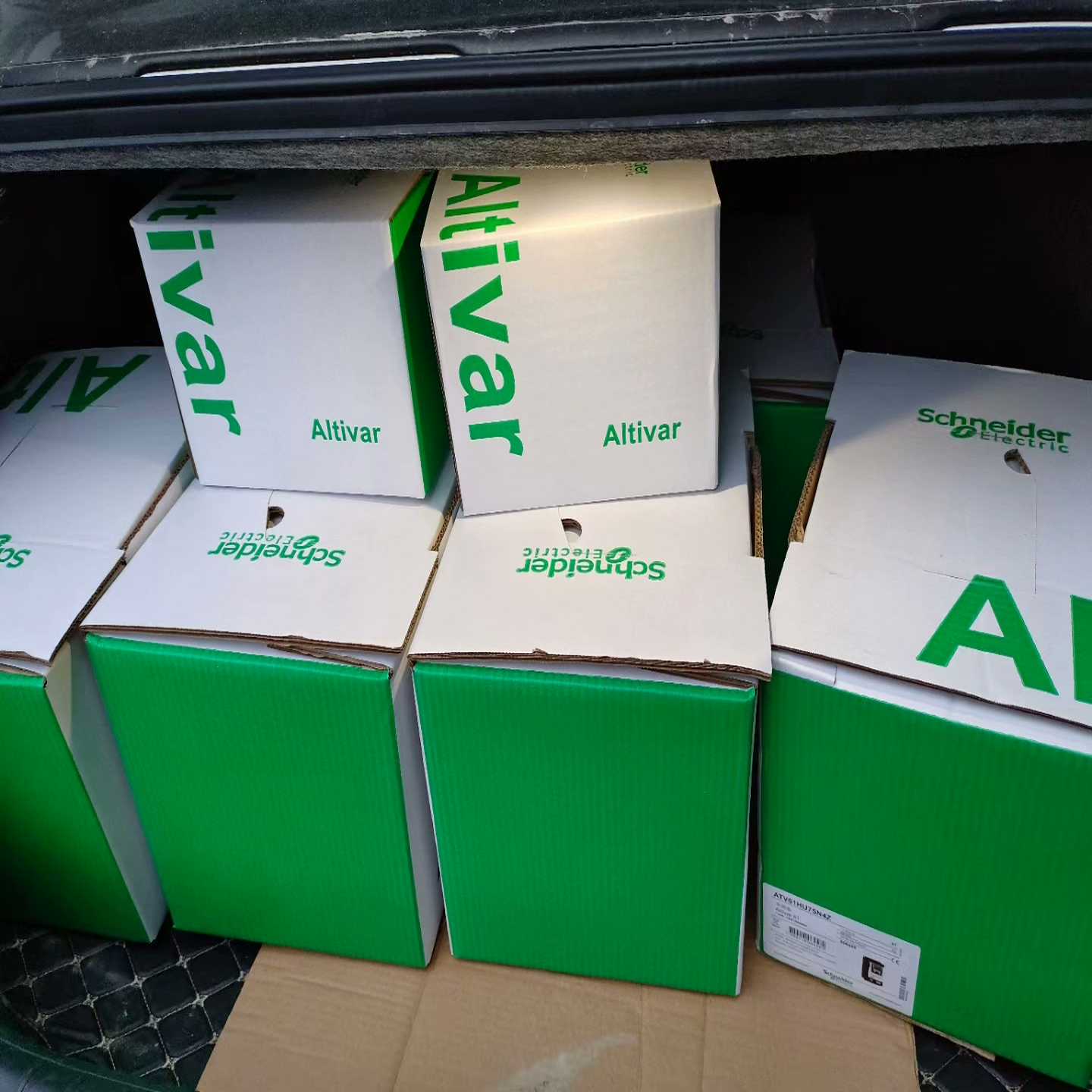 ATV312HU55N4。ATV312HU75N4 现~询价