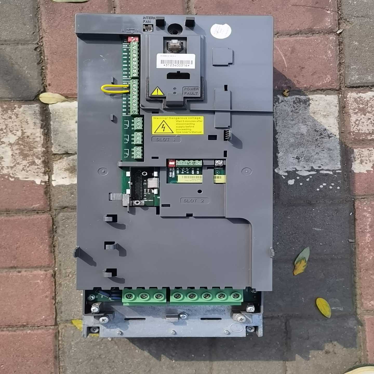 【议价】变频器11/15kw，ACS550-01-031A-4适用