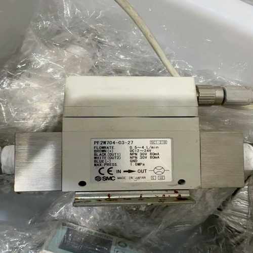 拆机99新日本SMC流量计PF2W704-03-27想要的和--议价商品
