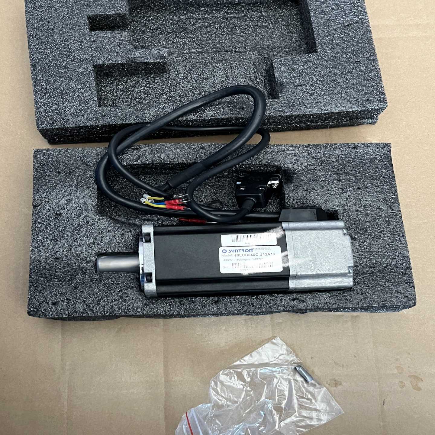 森创400W私服电机60LCB040C-J43A16J43--议价商品