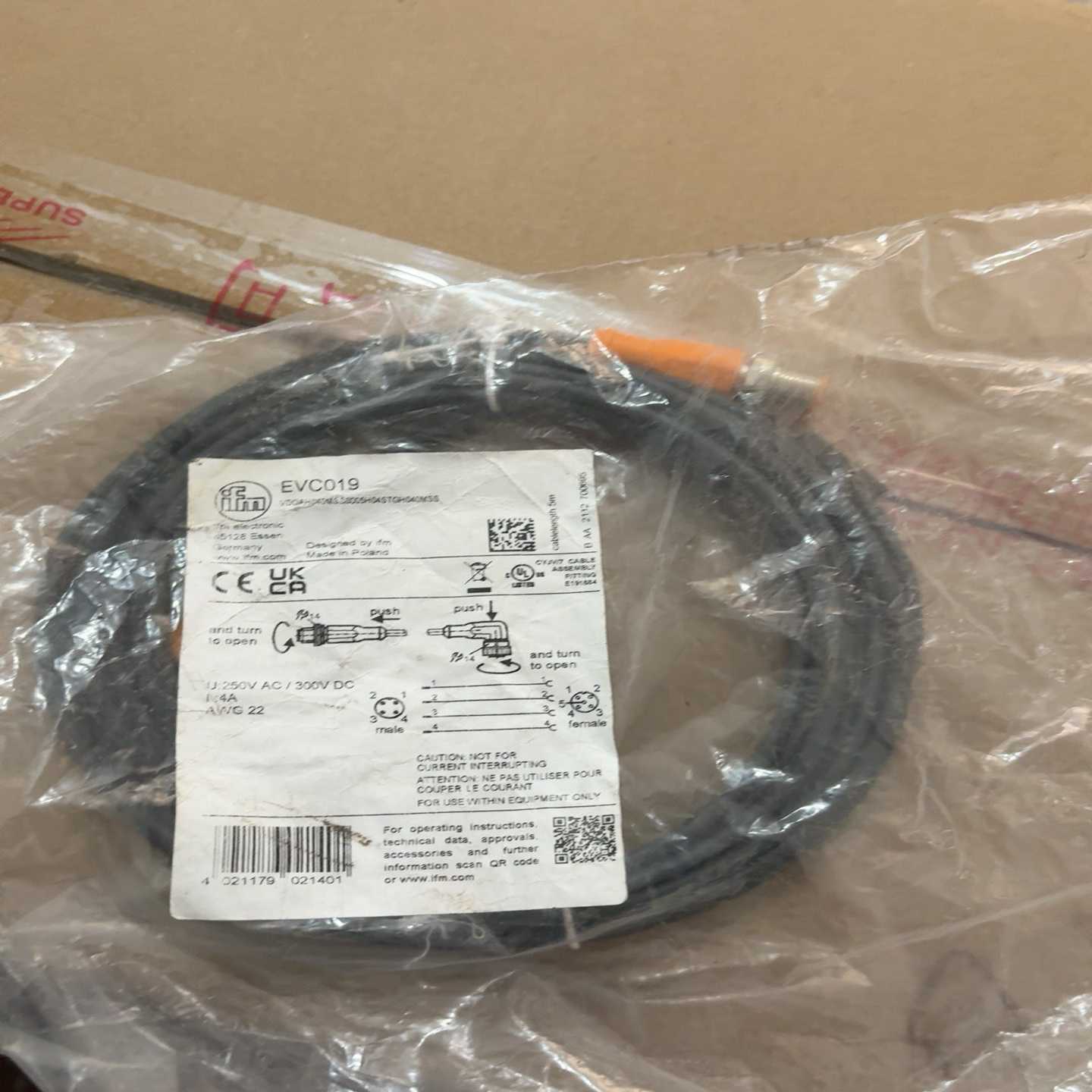 Ifm传感器连接线EVC019一个适用