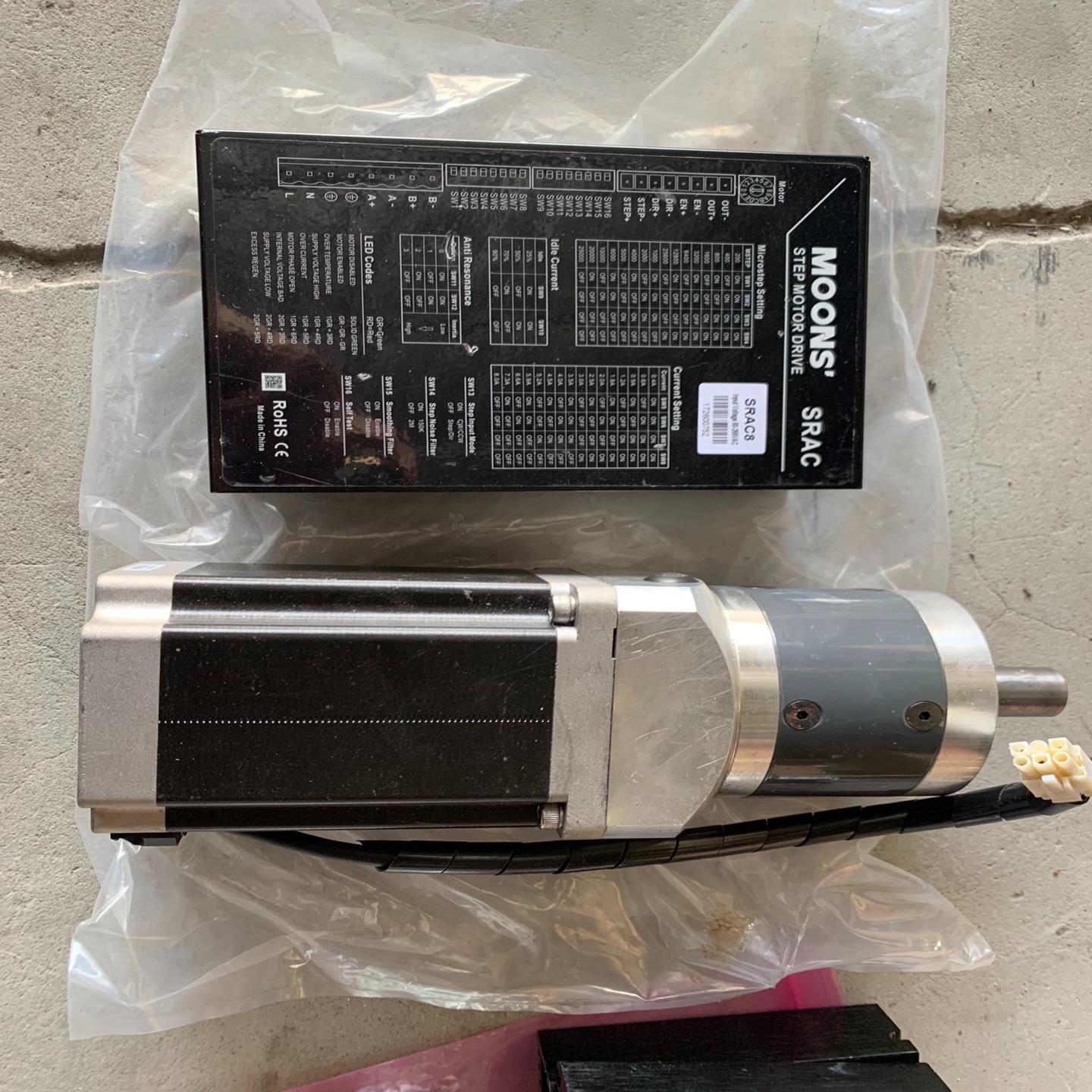 鸣志86步进SRAC8AM34HD2805-PG10,带个询价