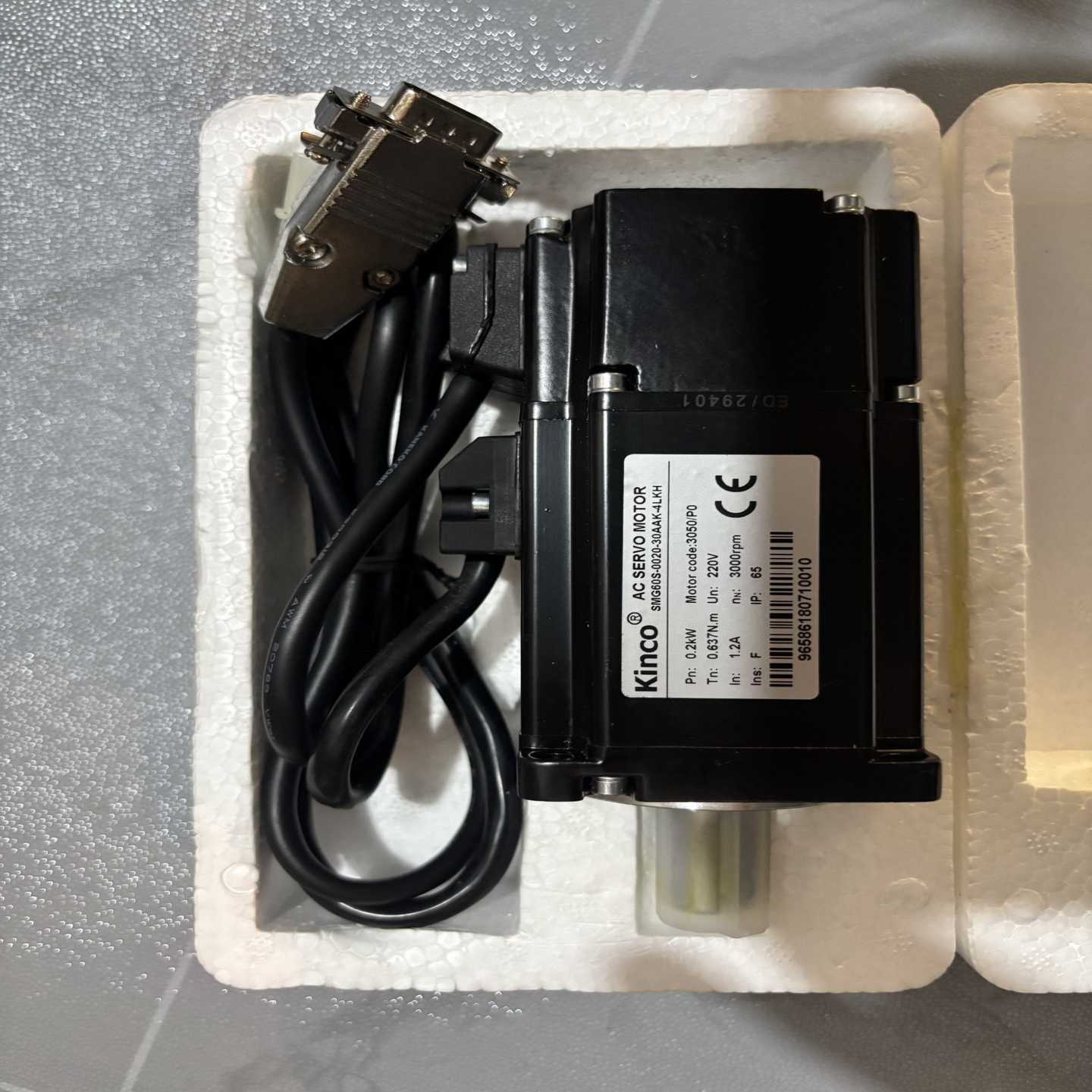 步科伺服电机SMG60S-0020-30AAK-4LKH--议价商品