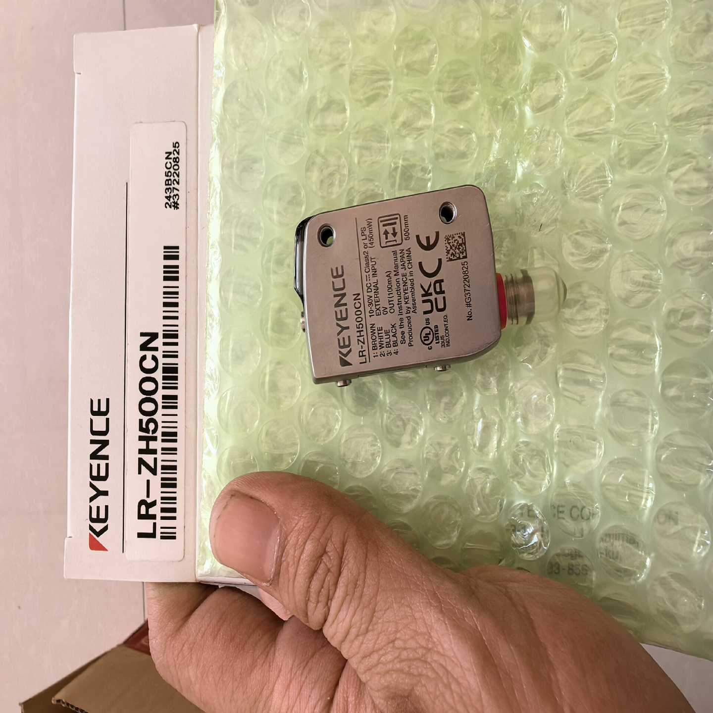 LR-ZH500CN基恩士99新带包装激光传感器适用