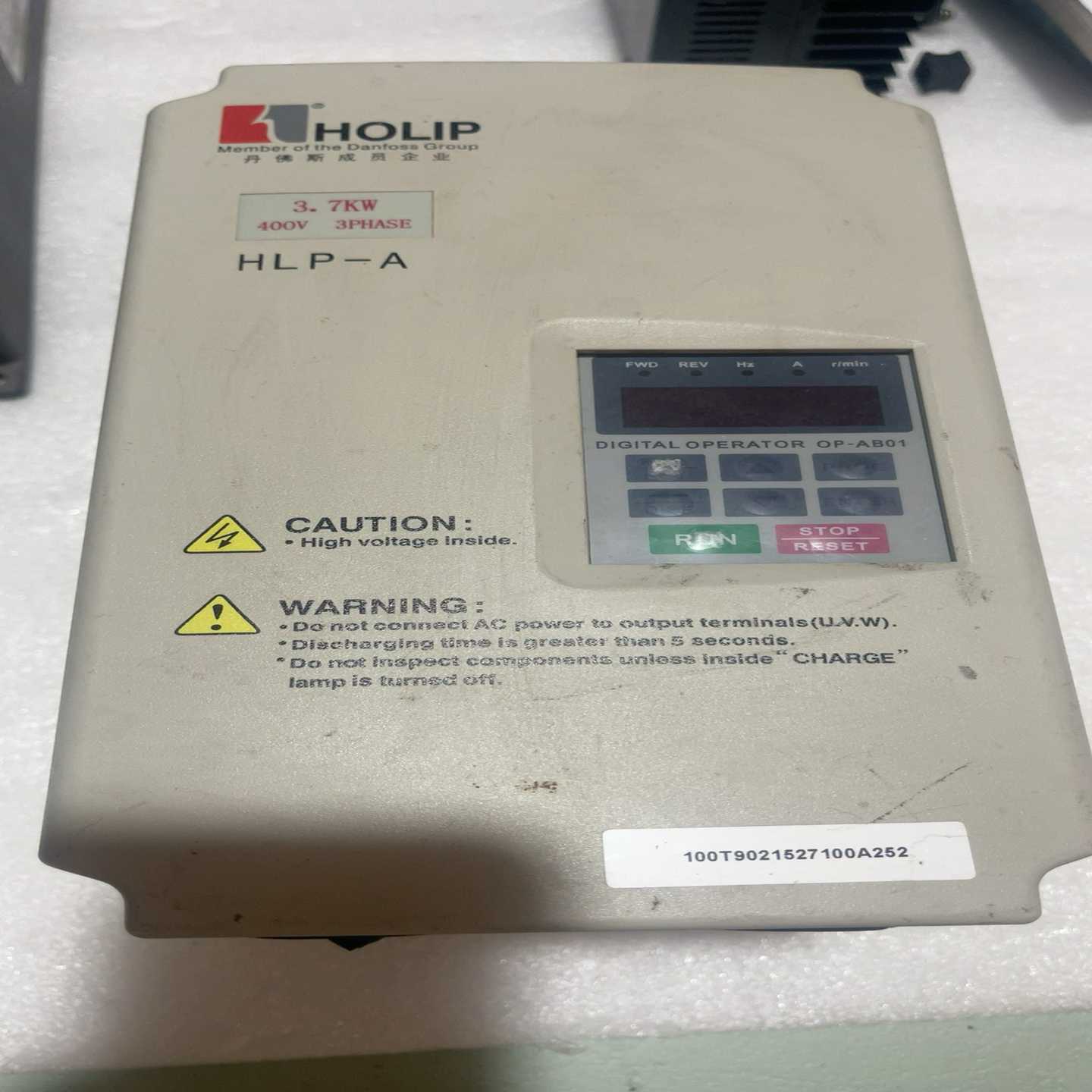 询价海利普变频器HLPA03D743B一台3.7kw380V