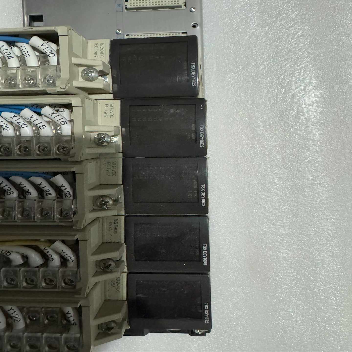 施耐德TSXDEY16D2，TSXDSY16R5，TSXDS--议价商品