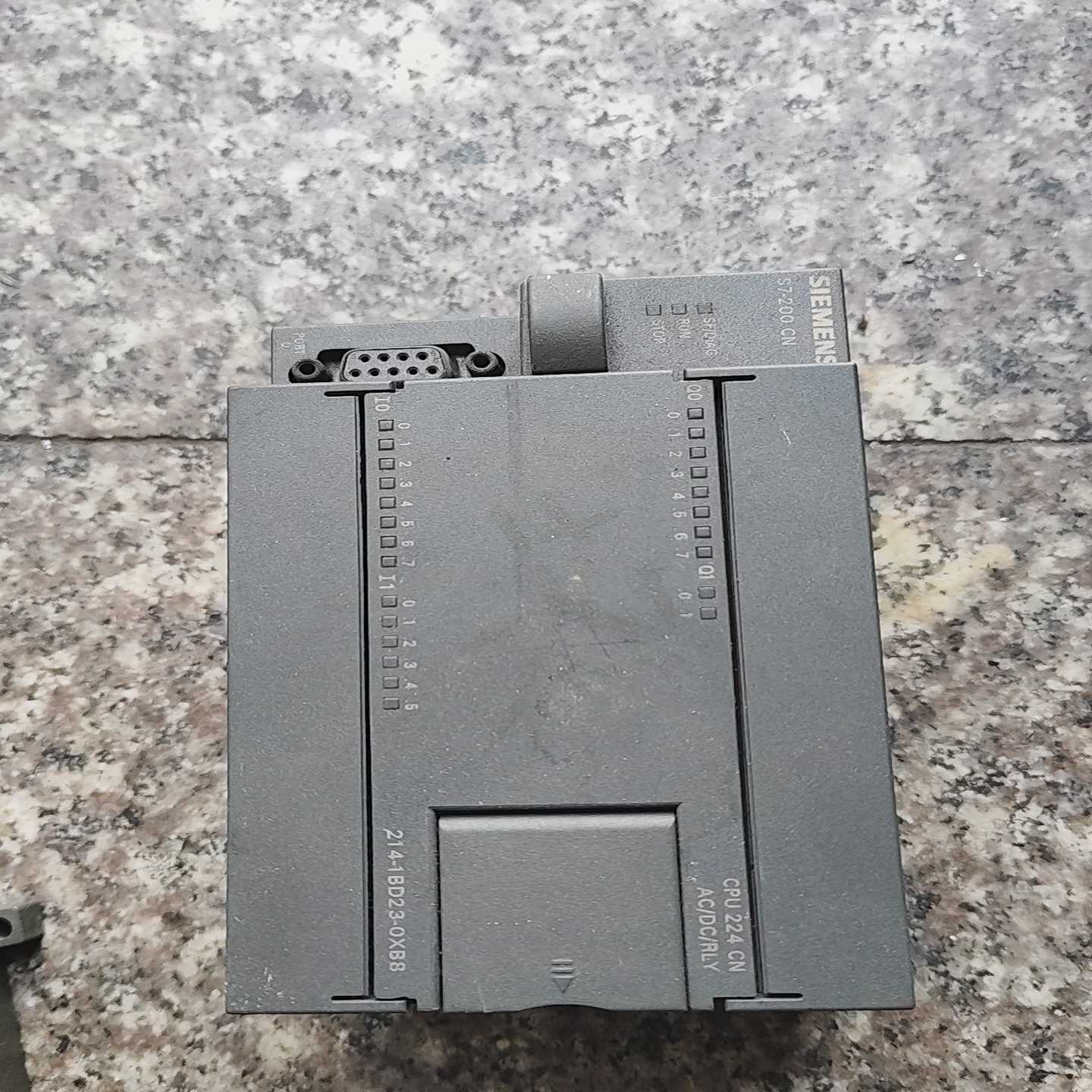 西门子S7-200CPU224CN，型号6ES721--议价商品