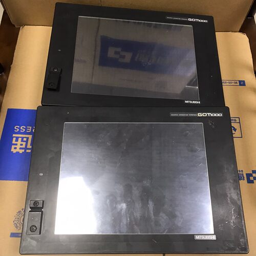 触摸屏 GT1575-VTBD 以太网模块 GT15-J~询价