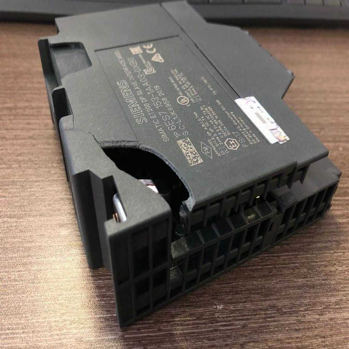 6AV2124-0XC02-0AX0TP2200k精智面板6AV21240XC02OAXO