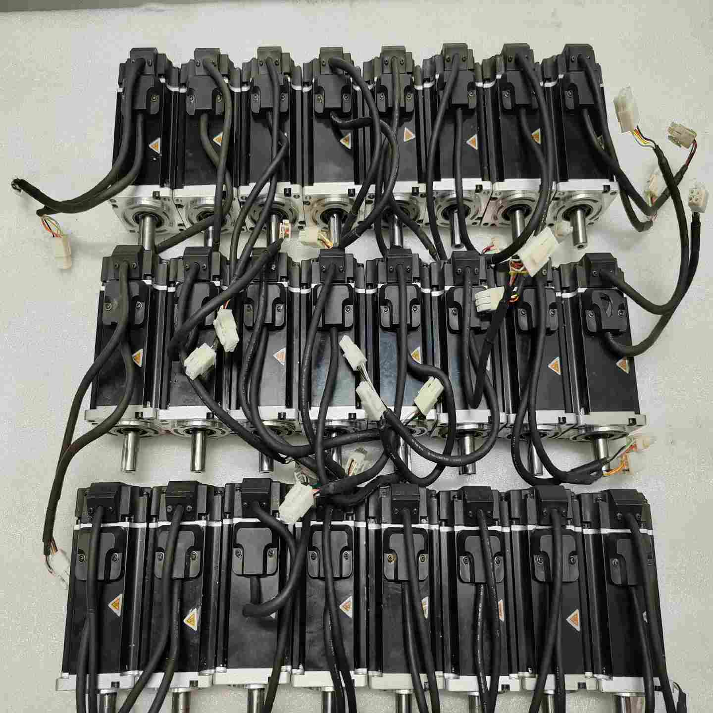 议价V-1M040-2L-000，V-1M0适用