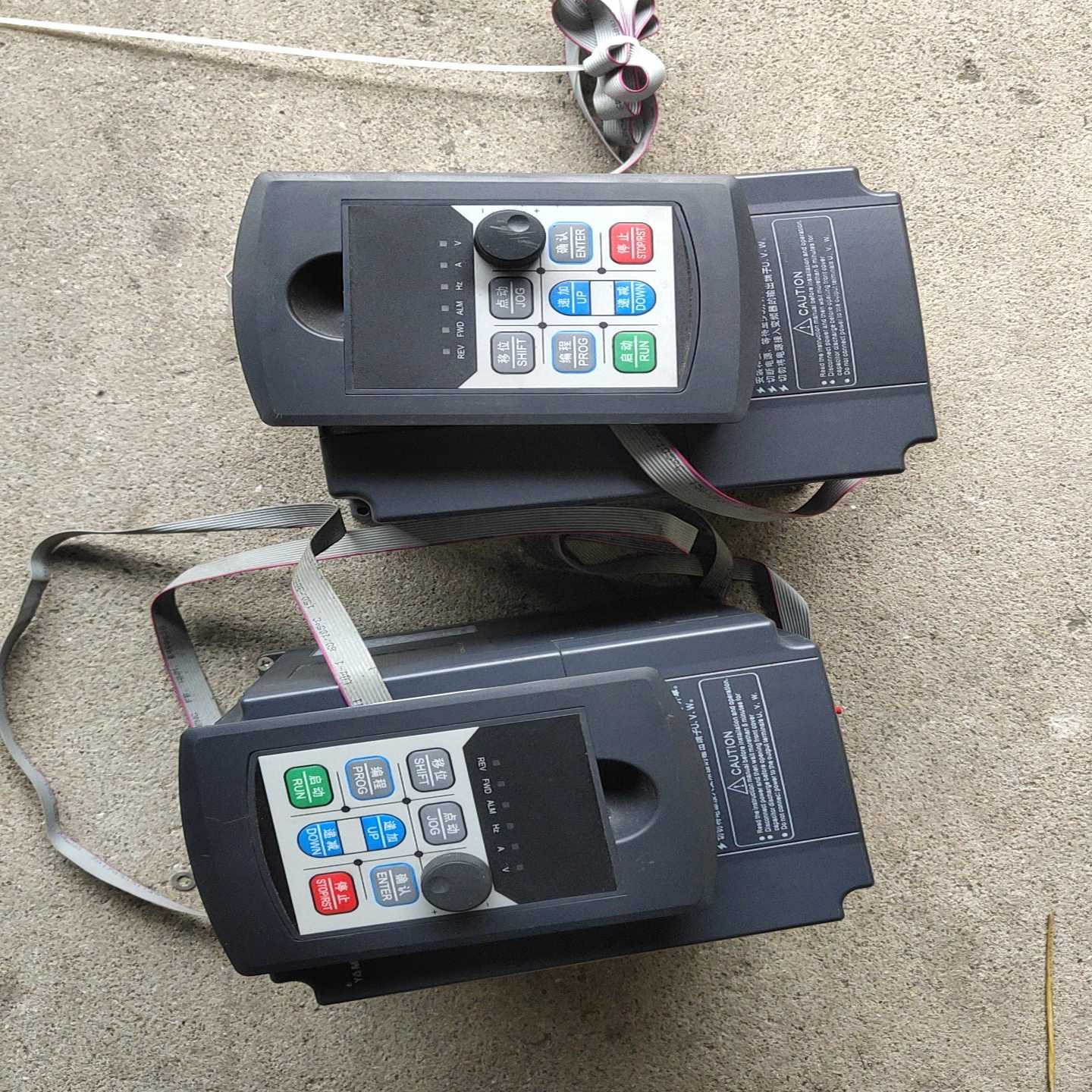 【议价】YAMAIKE变频器。2.2/4千瓦变频器，380v电压。适用