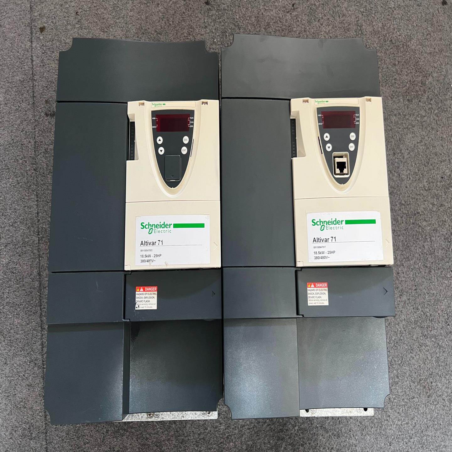 议价拆机施耐德变频器，型号ATV71HD18N4Z，功率18.5