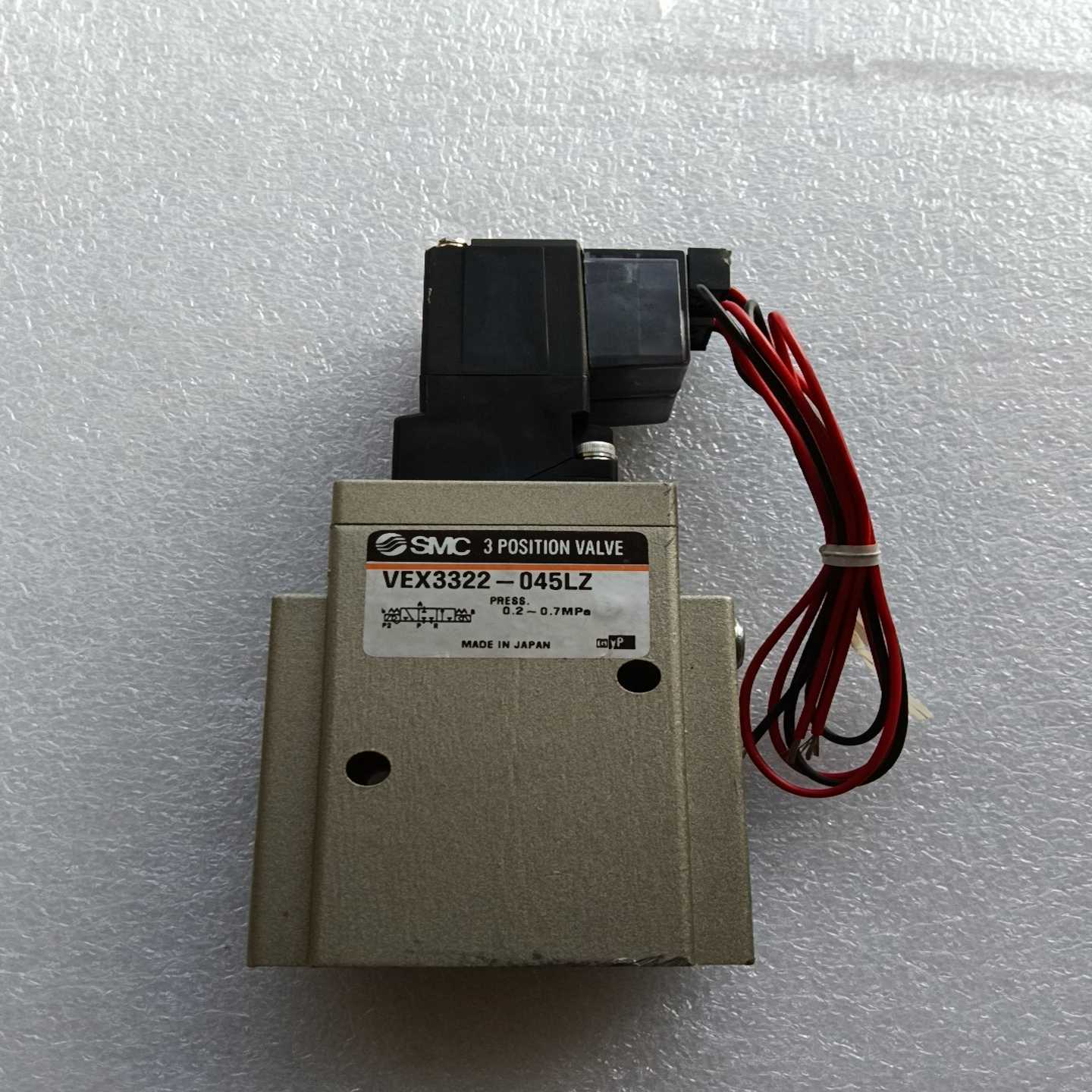 闲置日本SMC电磁阀VEX3322-045LZ想要的和我--议价商品