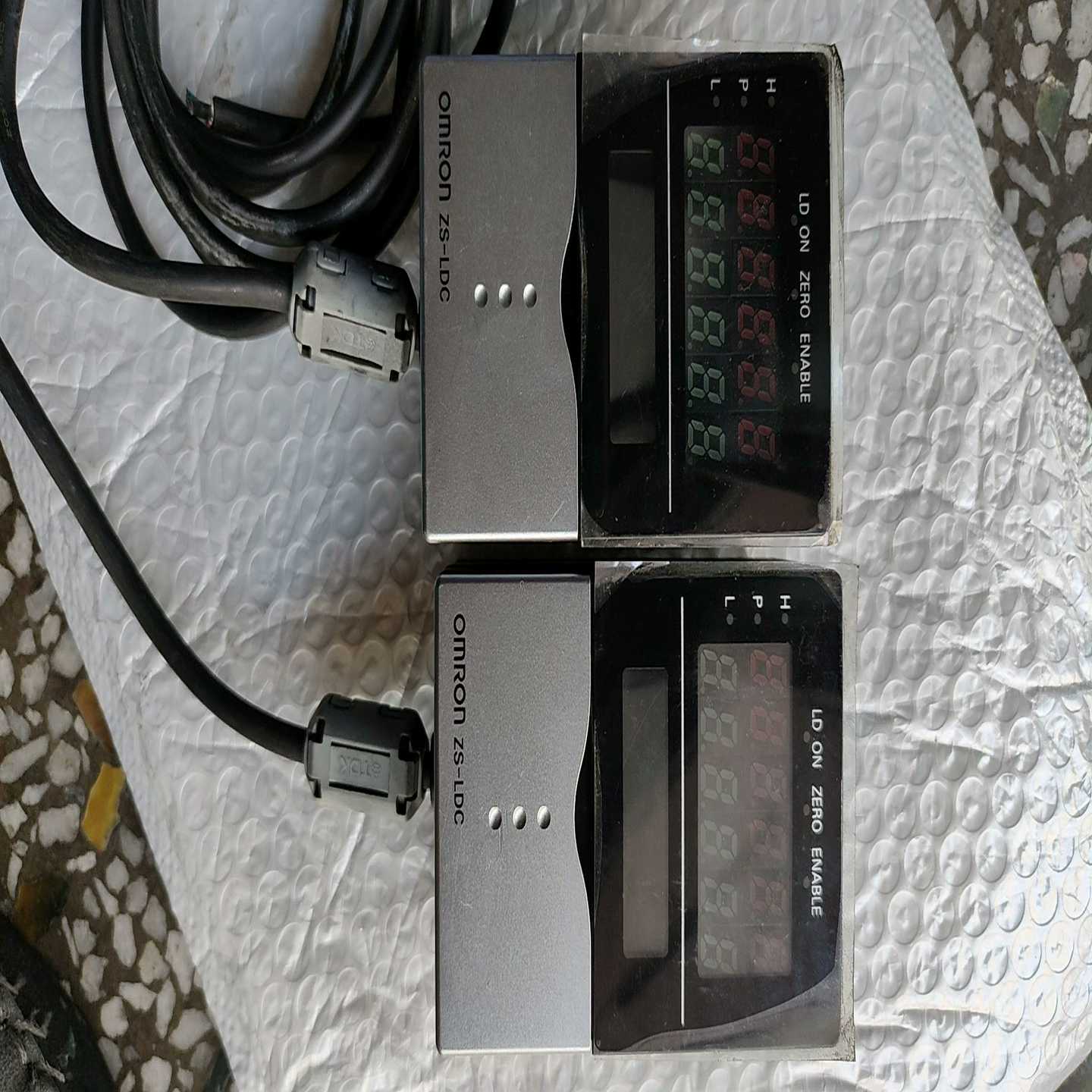 询价拆机件欧母龙高精度位移传感器-L11