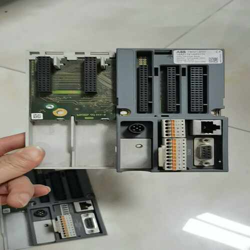 一套底座TU551-CS31TU515B0TB51询价
