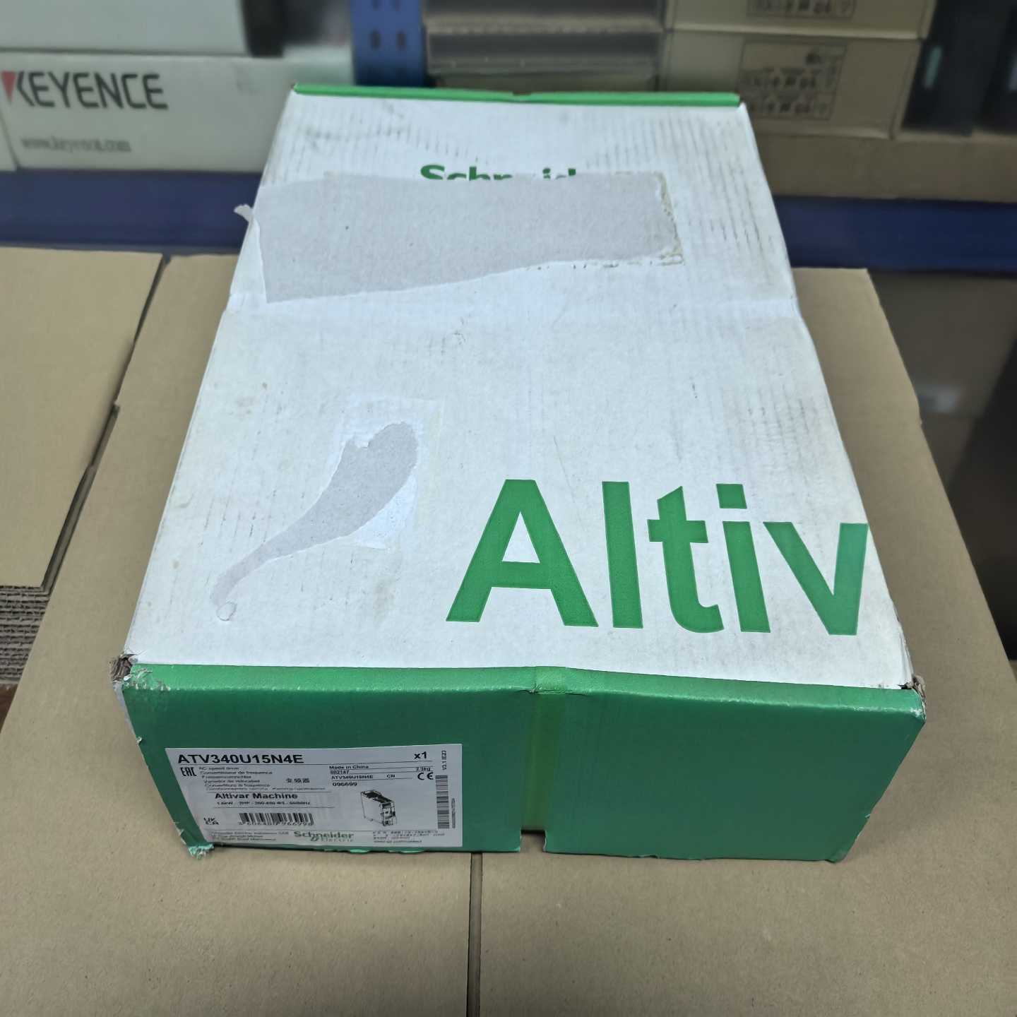询价~ATV340U15N4E 变频器 未使用 少接线端