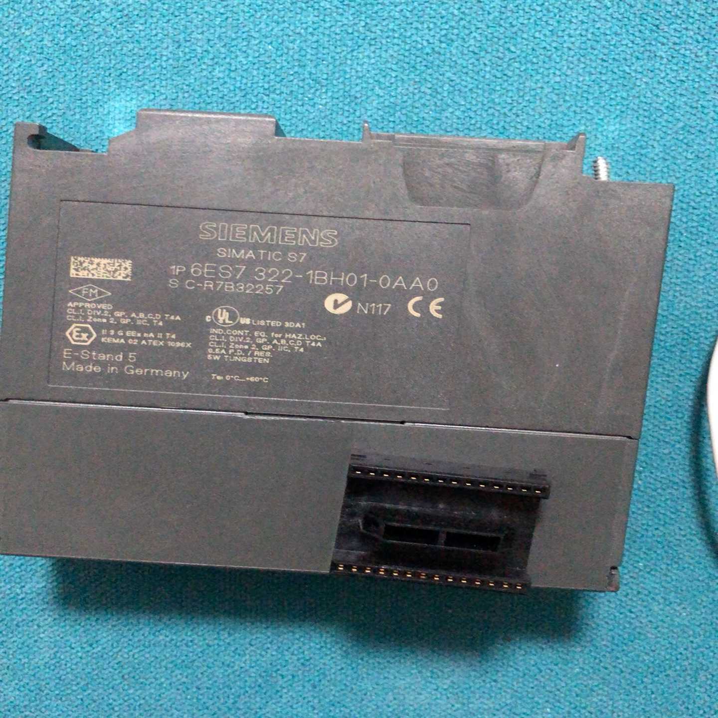 6ES7   322-1BH01-0AA0（电子设备）