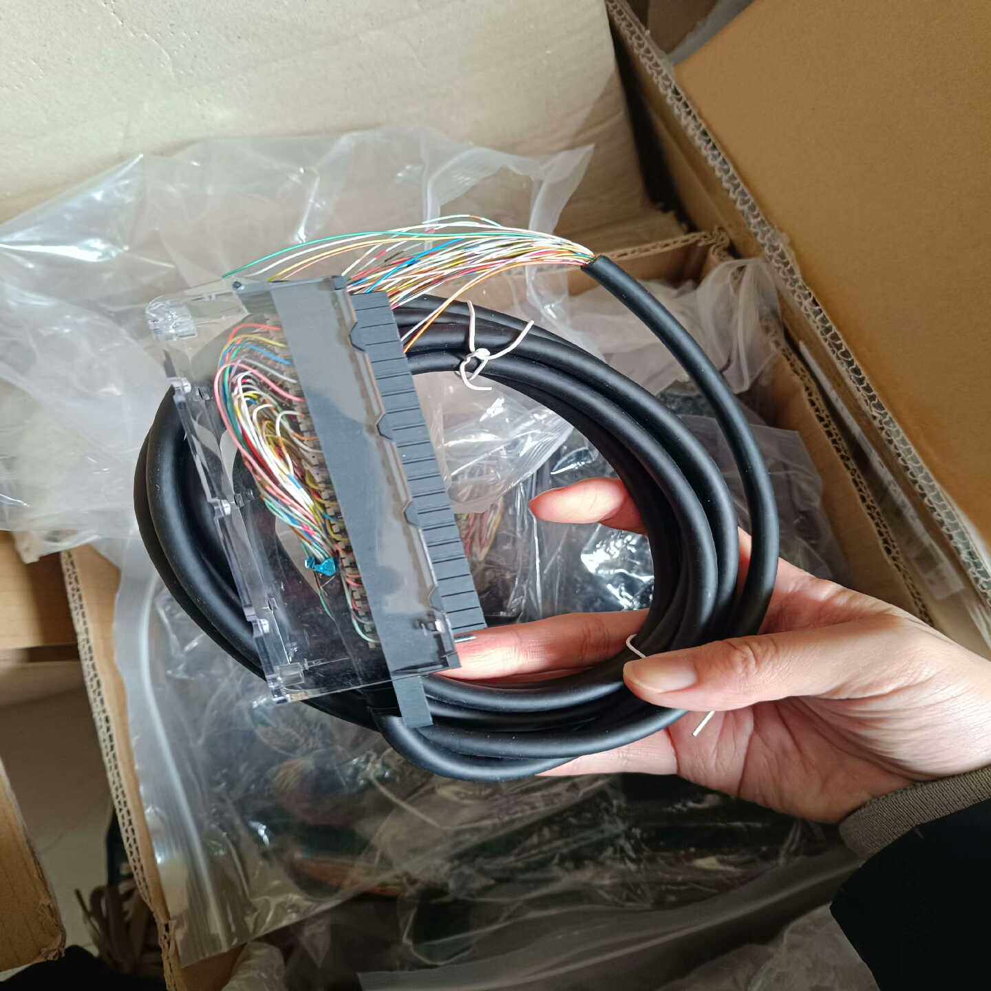 议价BMXcFTW305,线缆：1FTB4020端子块，40根带现货/维修