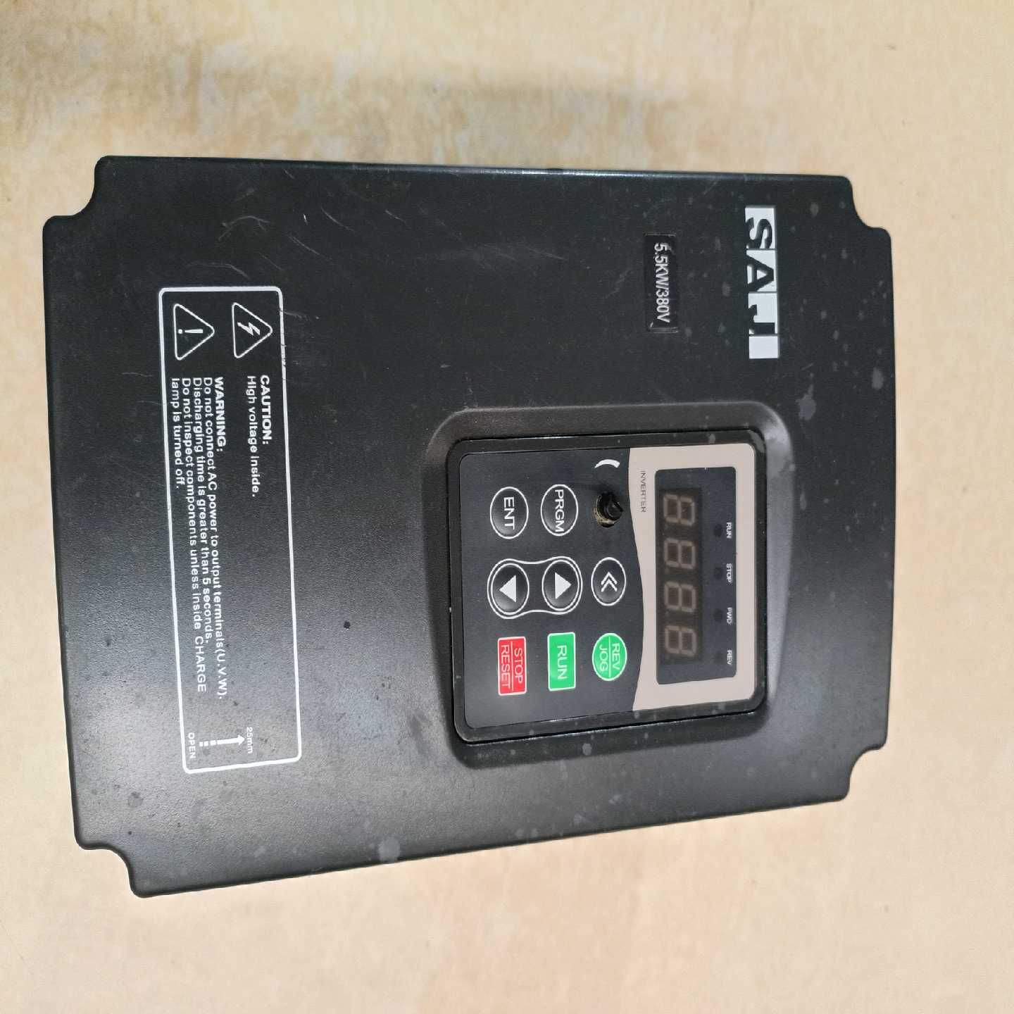 8000B-4T5R5GB/7R5PB 三晶变频器5.5KW（电子设备）