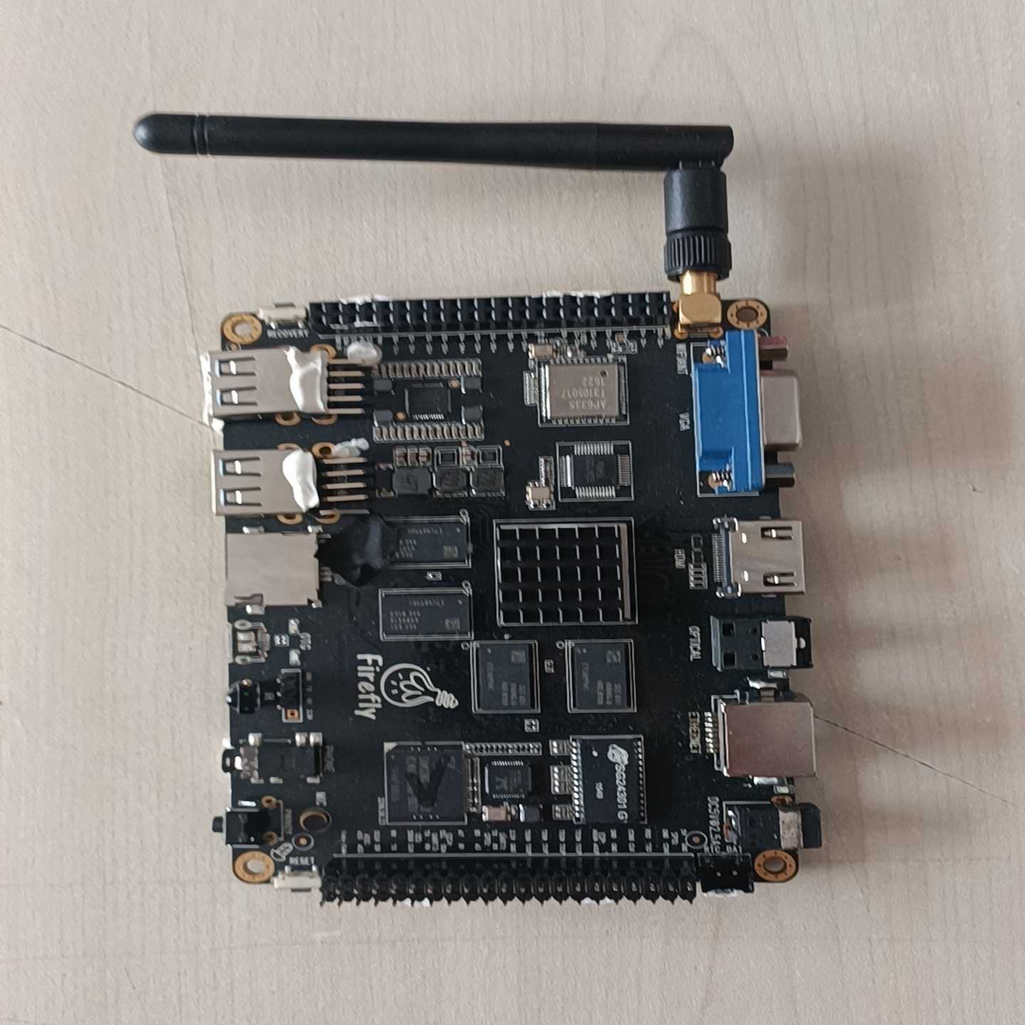 询价~RK3288开发主板看上的联系 ，功能正常